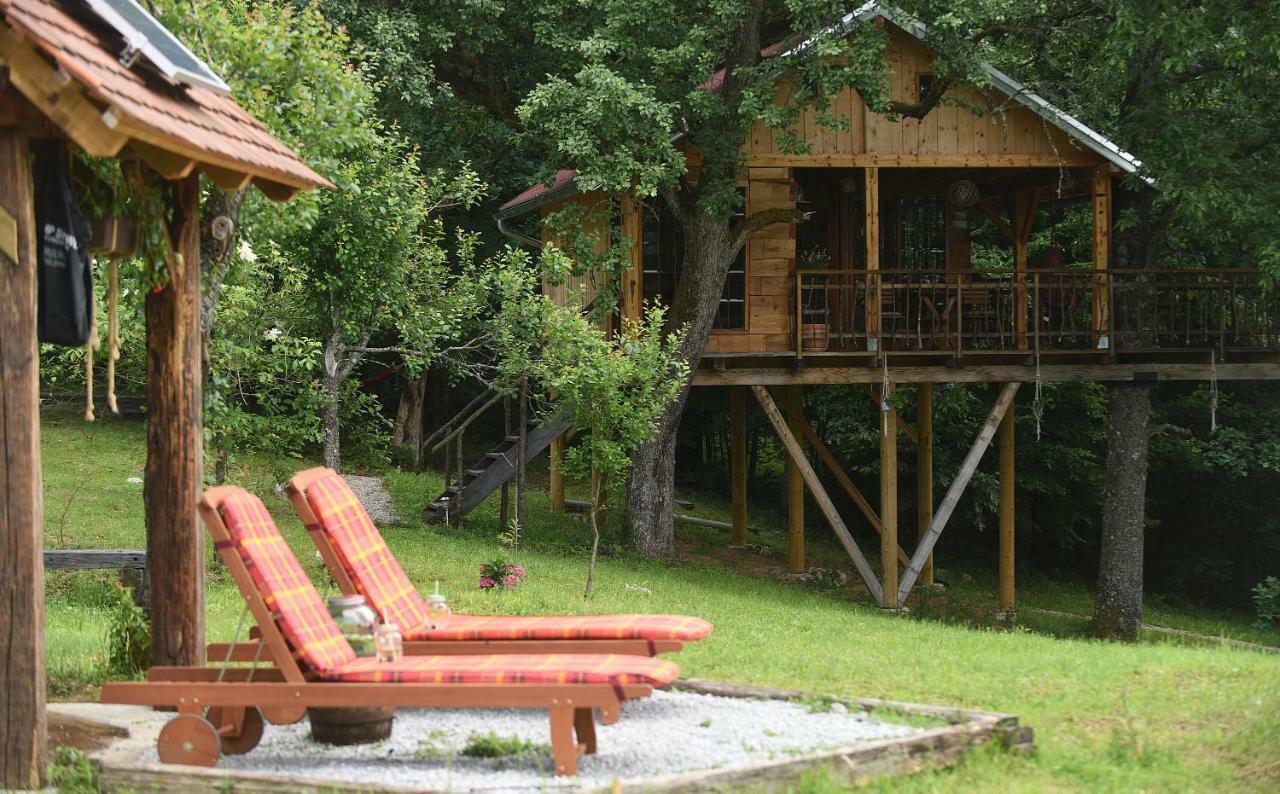 Treehouse Resnice -Mreznica Barilovic Eksteriør billede