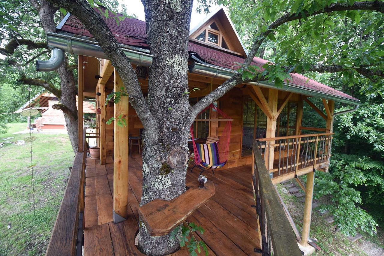 Treehouse Resnice -Mreznica Barilovic Eksteriør billede